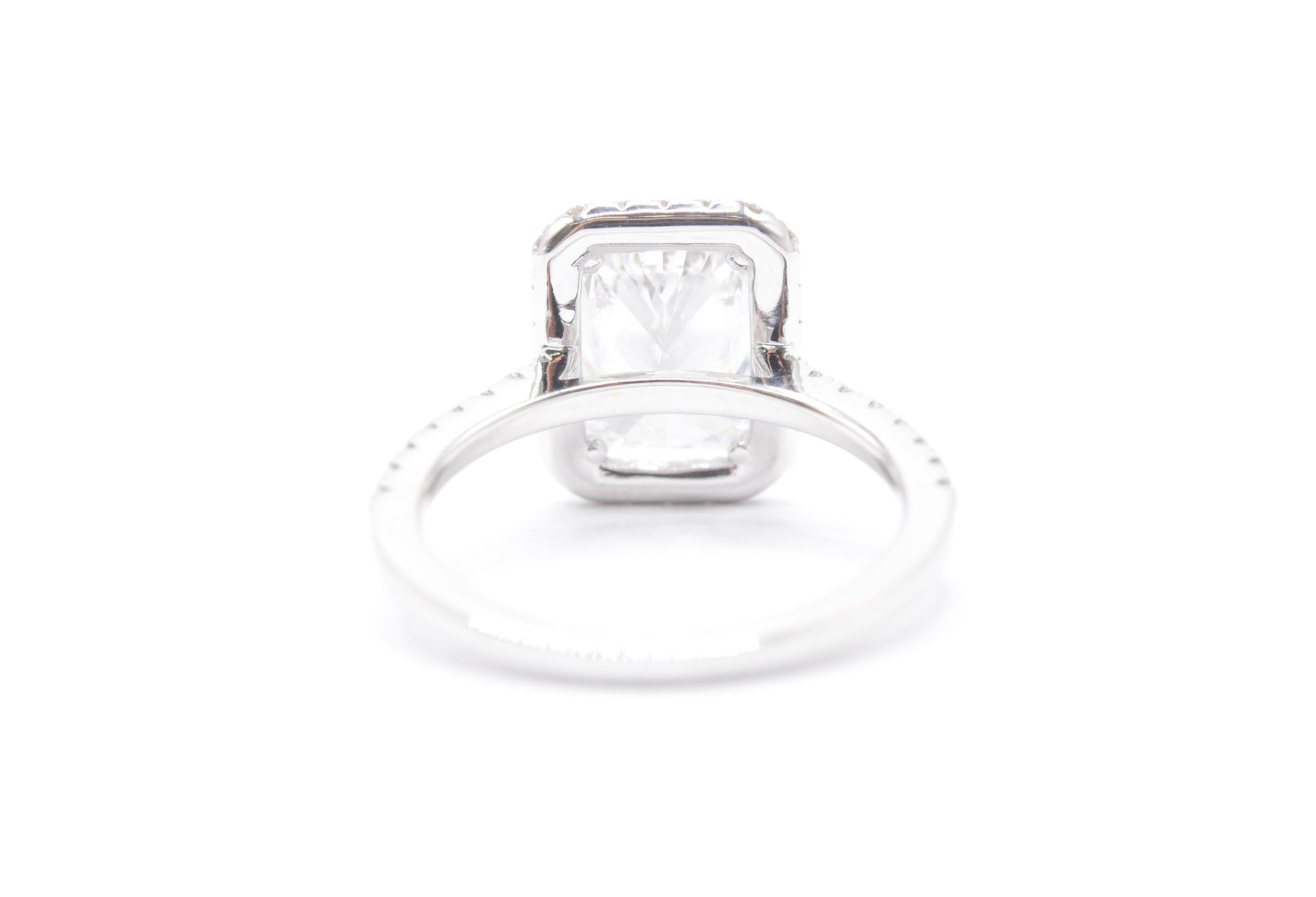 2.5ct Radiant Lab-Grown Diamond in 14K White Gold with Halo Setting Made to Order